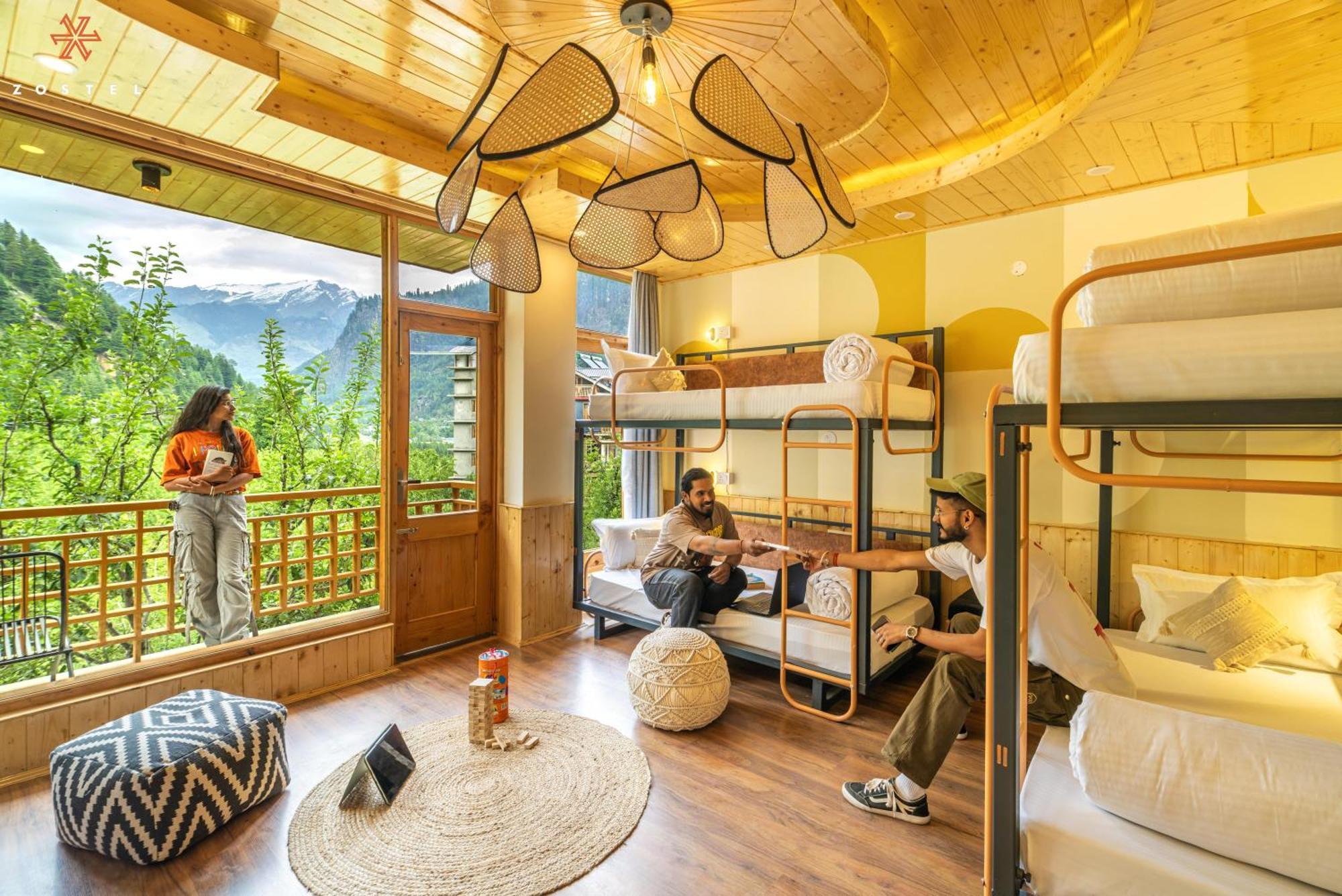 Zostel Old Manali, Goshal Road Hostel Exterior photo