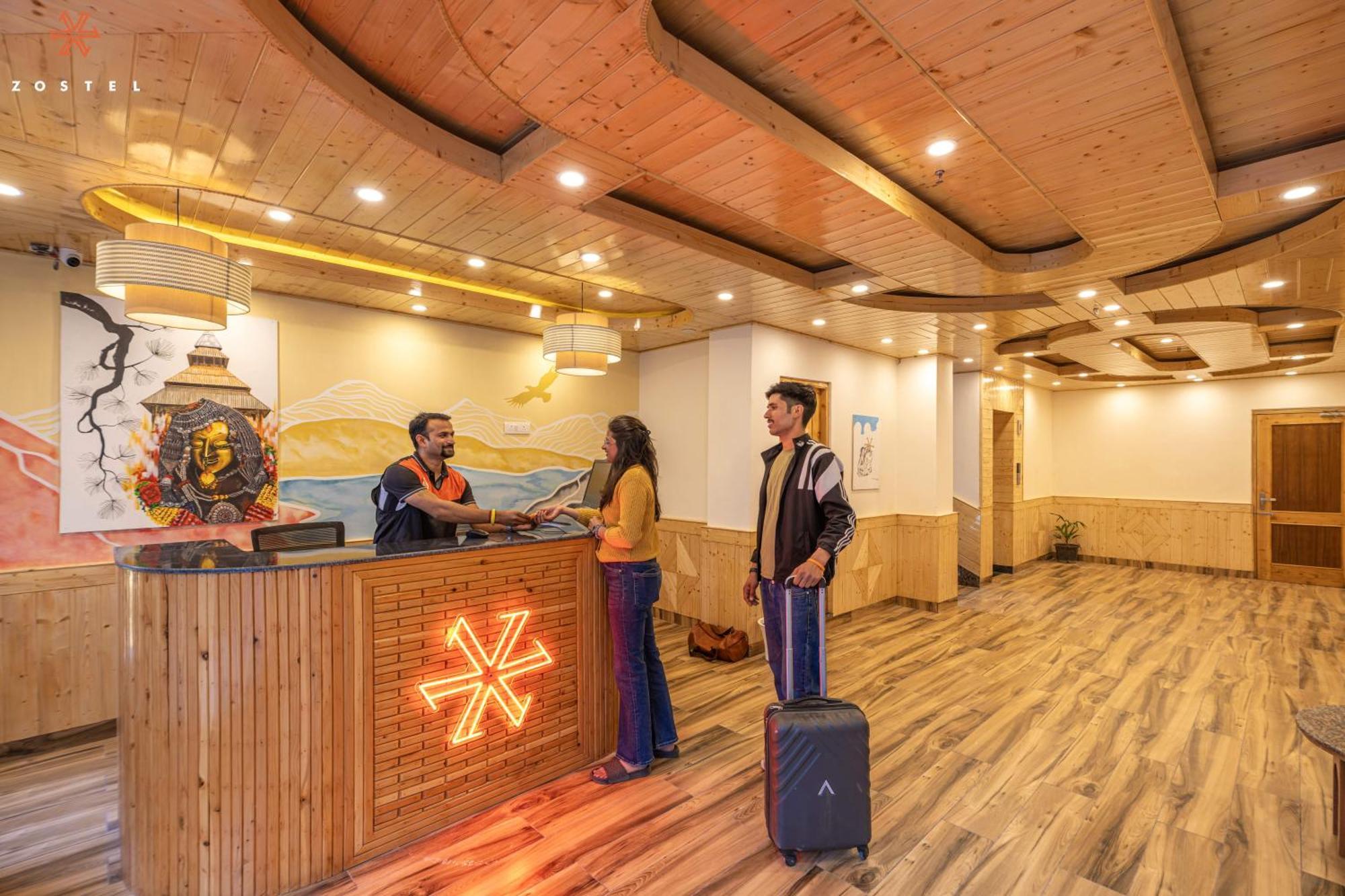 Zostel Old Manali, Goshal Road Hostel Exterior photo