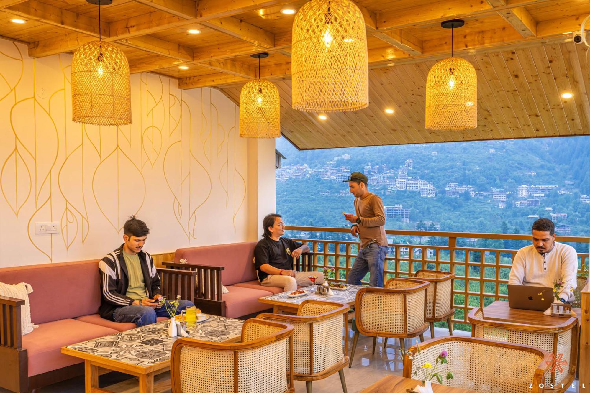Zostel Old Manali, Goshal Road Hostel Exterior photo